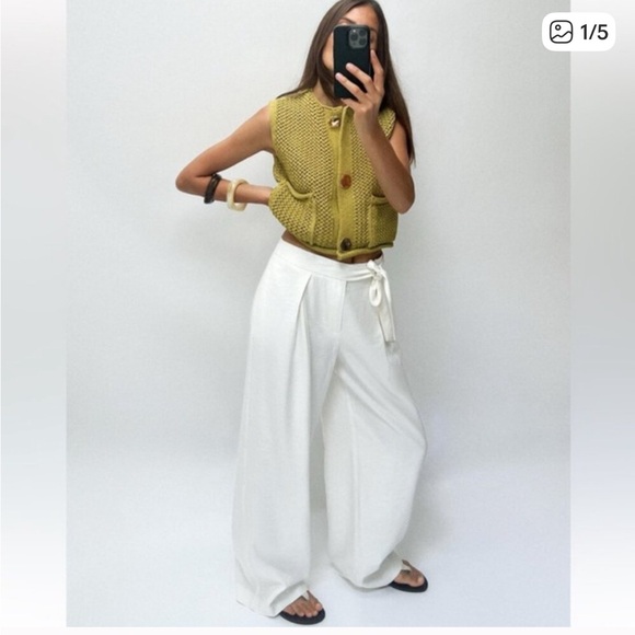 Zara Mustard Knit Vest with Buttons - Picture 4 of 5